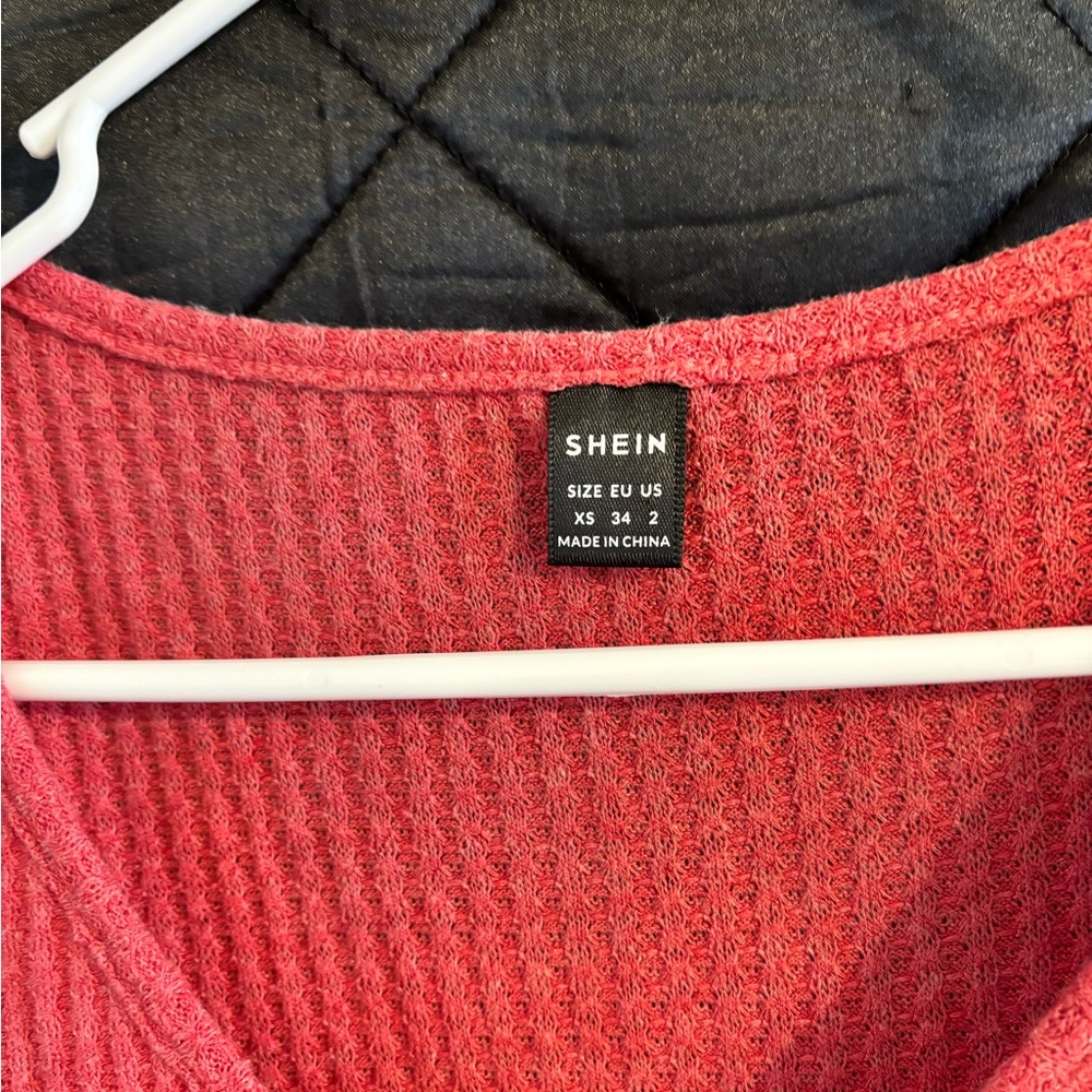 SHEIN Ribbed V-Neck Ruffle Top - Red - Picture 3 of 3
